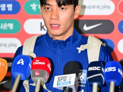 전진우 대표팀 전세기 탑승 소식에 관심 집중